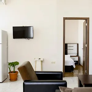 https://ramazis-sakhli-apartments.batumihotels.net